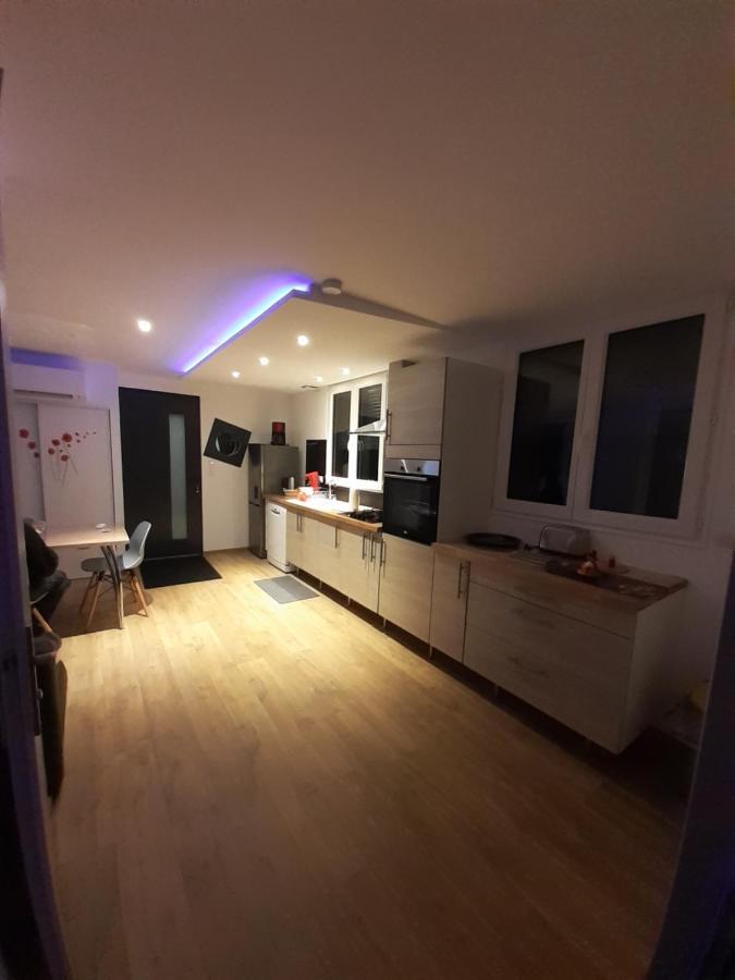 le 18 avenue du côteau 2/3 personnes tout confort Charmes  Exterior foto