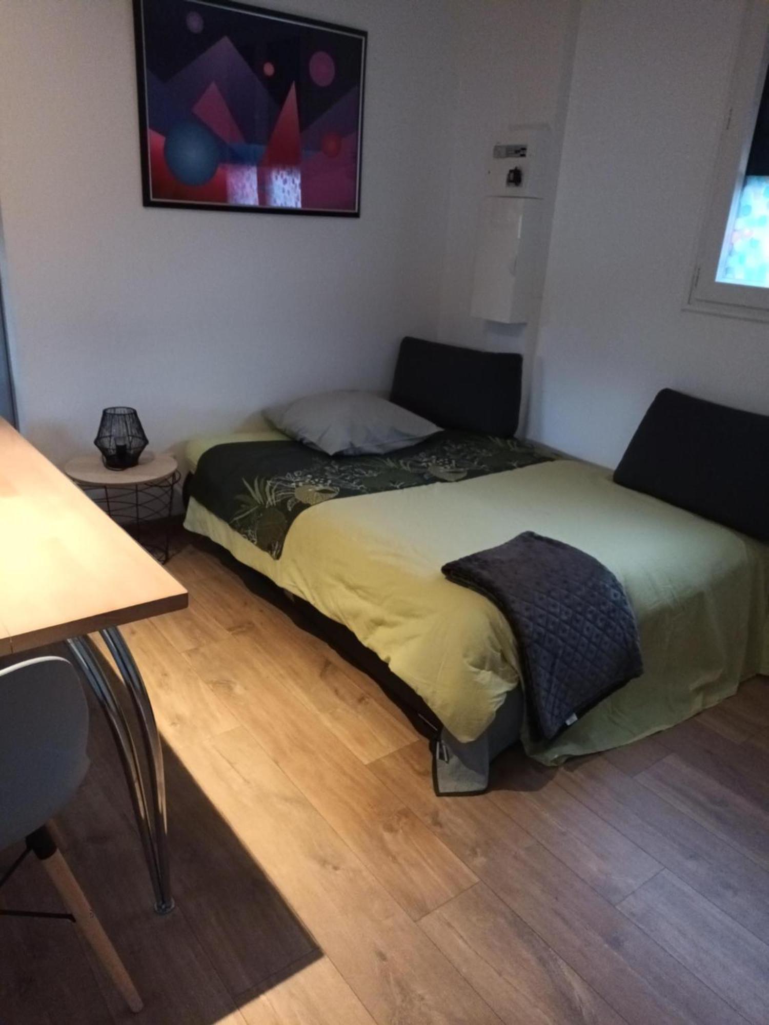 le 18 avenue du côteau 2/3 personnes tout confort Charmes  Exterior foto